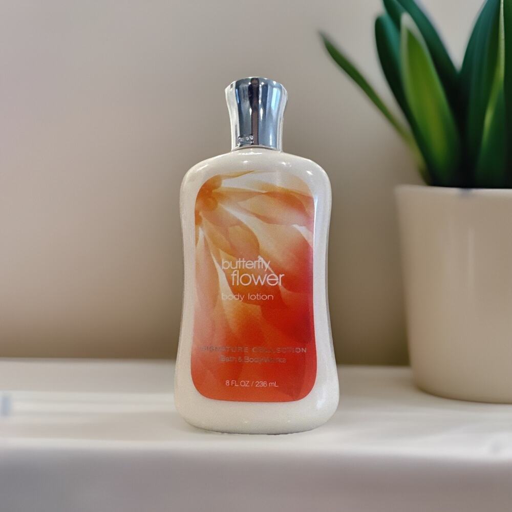 Bath & Body Works Original BUTTERFLY FLOWER 8 oz Lotion VERY Rare